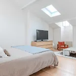Luxury Apartment For 6 People - Parc Monceau